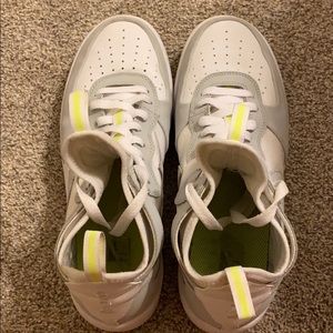 Hightop Air Force 1’s